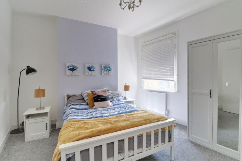Replingham Road Apartment London Exterior photo